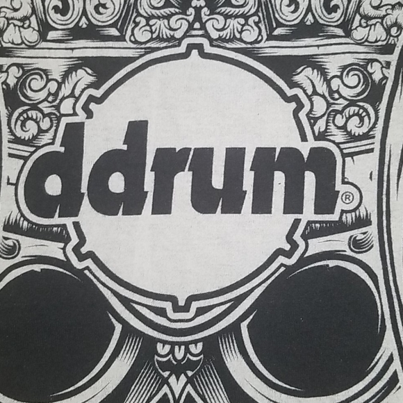 🥁 D DRUM T-shirt - Picture 2 of 9